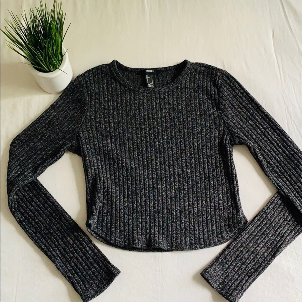 Forever 21 Charcoal Ribbed Crop Top